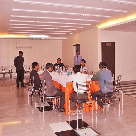The Sapphire Grand Hotel Varanasi Ngoại thất bức ảnh