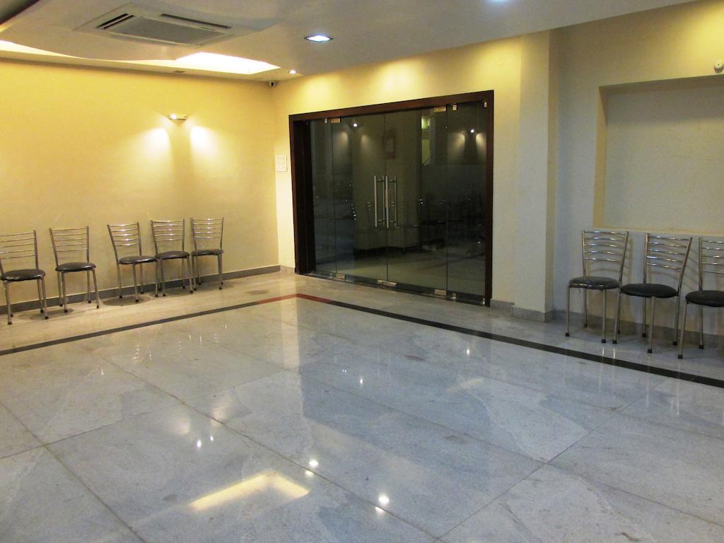 The Sapphire Grand Hotel Varanasi Ngoại thất bức ảnh
