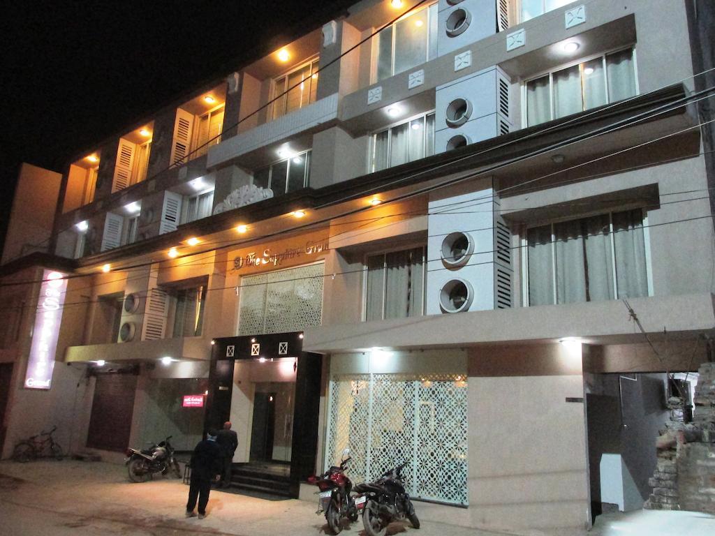 The Sapphire Grand Hotel Varanasi Ngoại thất bức ảnh